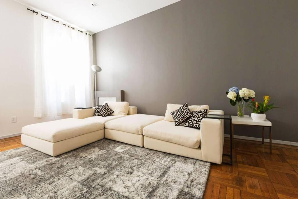 4 Bedroom Nyc Apartment Нью-Йорк Экстерьер фото